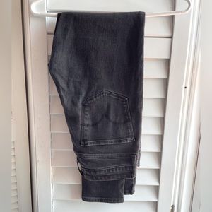 LEVIS 721 high rise skinny jeans